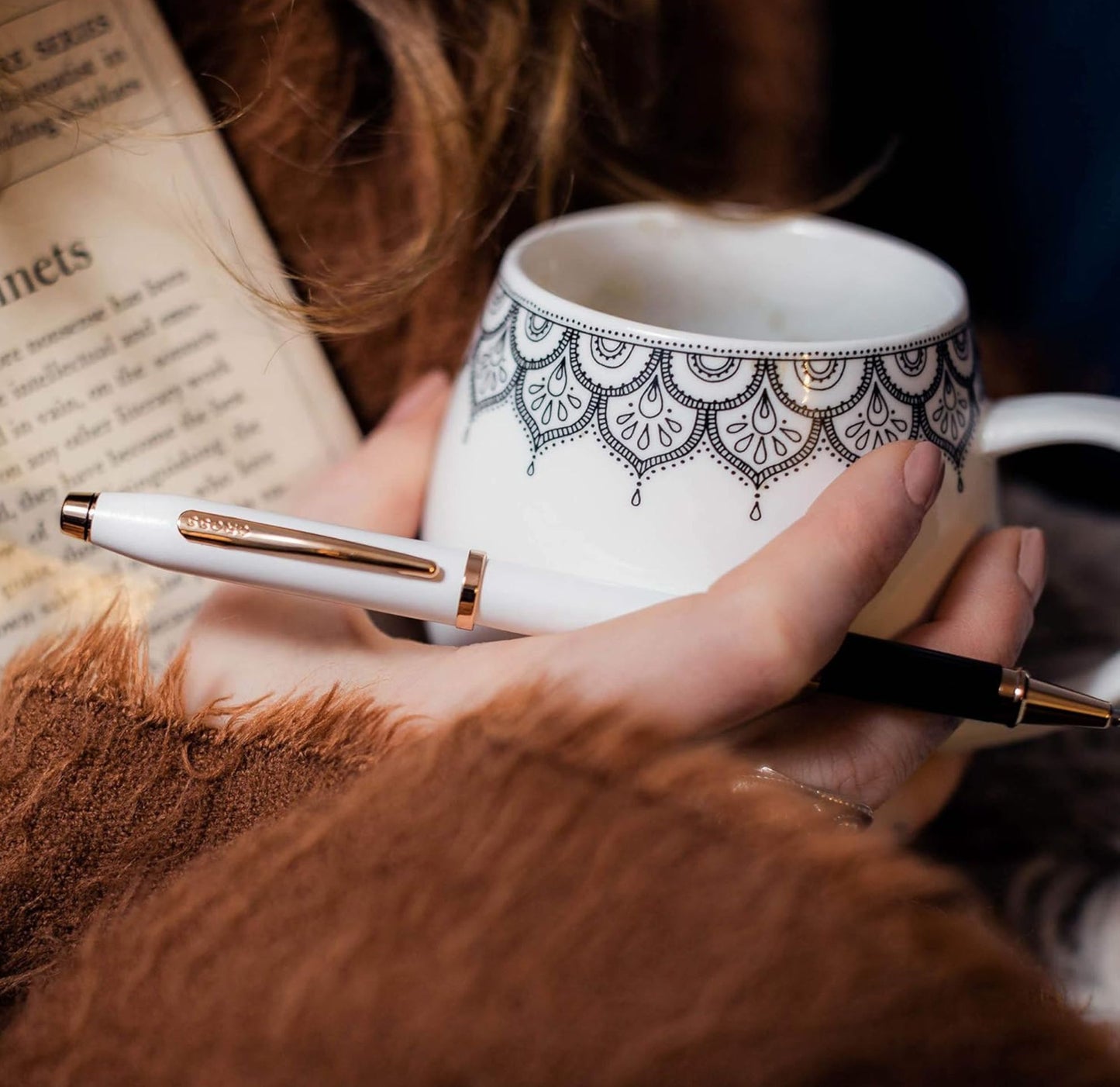 Cross Century® II Pearlescent White Lacquer Fine Nib Fountain Pen AT0086-113FF