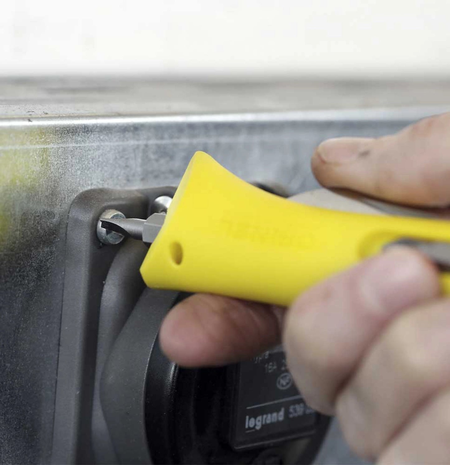 Opinel No.09 DIY Folding Utility Knife Yellow 001804