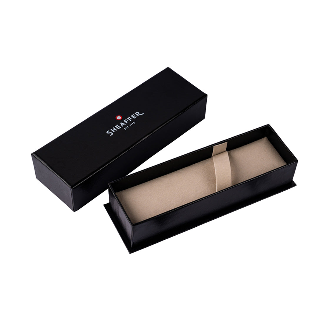 Sheaffer VFM E9422 Polished Chrome with Gold-plated Trims Ballpoint Pen E2942251